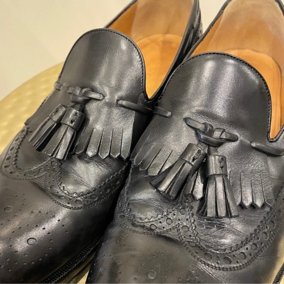 Gucci Tassel Wingtip Loafers - Picture 9 of 9